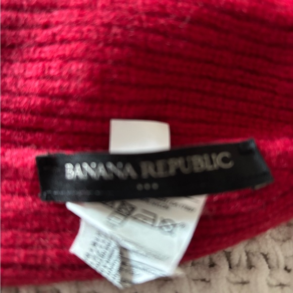 Red Ribbed Beanie - Picture 2 of 2